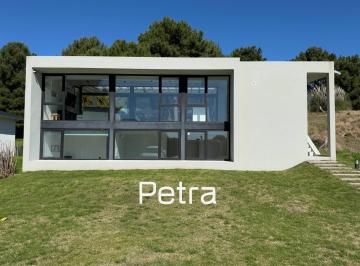 Casa · 133m² · 4 Ambientes · Casa en Venta en Costa Esmelerada. Barrio Senderos IV
