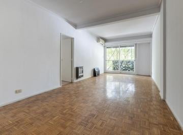 Departamento · 88m² · 4 Ambientes · Venta Departamento 4 Ambientes Amplio Luminoso Al Frente Balcón Caballito