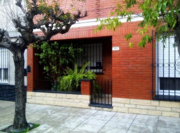 Casa · 282m² · 3 Ambientes · Venta - Casa 3 Ambientes en Beccar, Dos Locales, Garage y Sótano