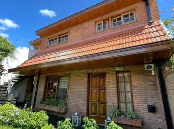 PH · 80m² · 4 Ambientes · PH en Venta de 4 Ambientes con Patio en Excelente Estado - Wilde