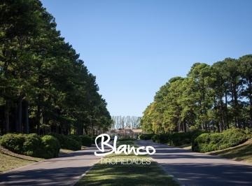 Terreno · 1509m² · Terreno en Venta en Pinares Cc, Exaltación de La Cruz, G. B. a. Zona Norte