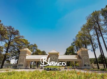 Terreno · 1511m² · Lote a La Venta en Pinares Cc, Exaltación de La Cruz, G. B. a. Zona Norte