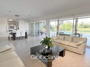 Foto · Casa de 5 Dorm. en Venta en Santina Sur Fondo Espacio Verde con Pileta y Galería