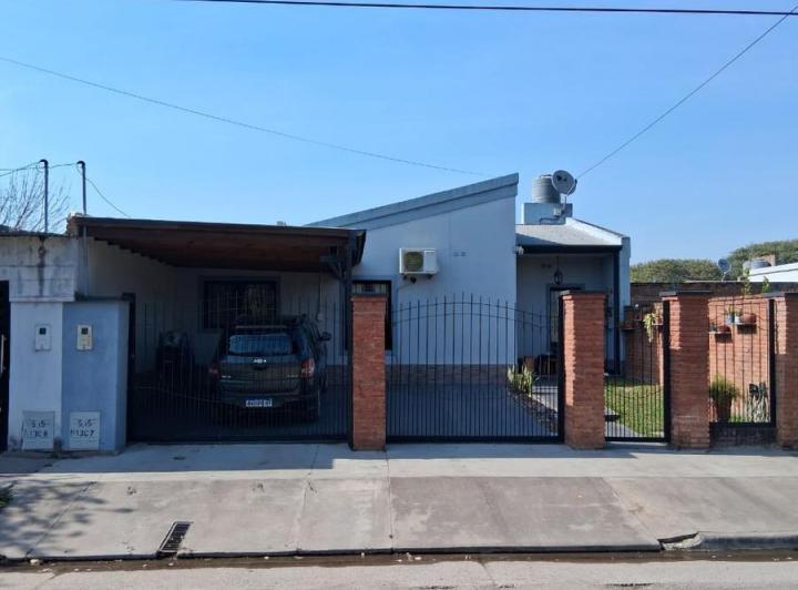 Casa · 185m² · 4 Ambientes · 1 Cochera