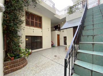 Casa · 150m² · 3 Dormitorios · Oportunidad - Casa Interna de 3 Dorm. y Patio. Abasto, Rosario.