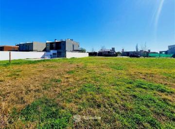 Terreno · 510m² · Venta - Lote de 510 m² - Funes City. Apto Crédito.