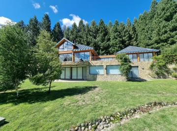 Casa · 760m² · 7 Ambientes · 2 Cocheras · Venta Casa Principal Quincho Casa Cuidador 760 m² Lote 18.000 m² Chapelco Golf San Martin de Los Andes