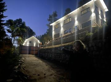 Casa · 207m² · 4 Ambientes · 2 Cocheras · Venta Casa Barrio Los Robles 207 m² Lote 1000 m² San Martin de Los Andes