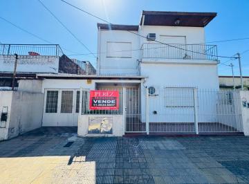 Casa · 147m² · 3 Ambientes · 2 Cocheras · Casa en Venta Zona Boulogne
