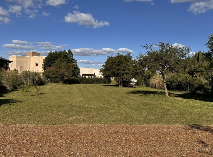 Terreno · 800m²