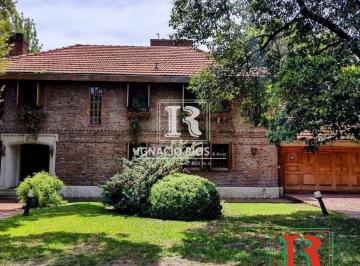 Casa · 416m² · 6 Ambientes · 4 Cocheras · Casa en Venta Ubicado en La Horqueta, San Isidro, G. B. a. Zona Norte