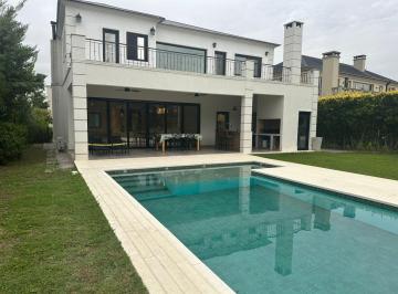 Casa · 255m² · 5 Ambientes · 2 Cocheras · Casa en Alquiler 4 Dorm. Las Tipas Nordelta Tigre Argentina