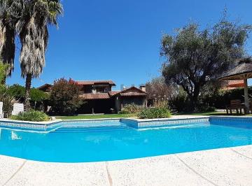 Casa · 500m² · 7 Ambientes · 4 Cocheras · Vendo Casa Callejon Comunero