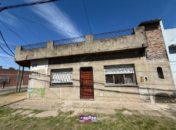 RUS-RUS-9651_2 · Venta Casa 4 Ambientes - San Justo