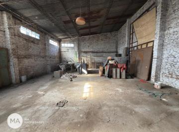 Bodega-Galpón · 219m² · 5 Ambientes · Galpón 84 m² Casa - Ecuador 100 - Empalme - Rosario | Venta