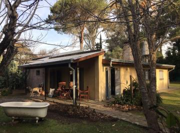 Casa de 4 ambientes, La Plata · Casa en Venta en Arturo Seguí - 3 Dorm.
