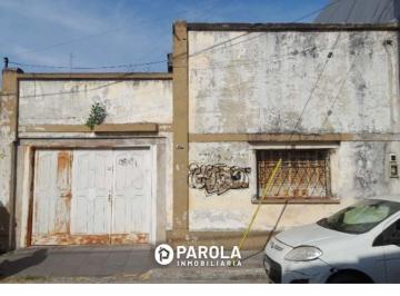 Casa de 3 ambientes, Merlo · Vende Casa a Reciclar a m de Av Eva Perón