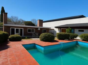 Casa de 7 ambientes, Villa Carlos Paz · Espectacular Casa + Dpto a m de Carcano