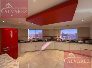 Casa · 489m² · 12 Ambientes · Dos Departamentos y Local (Panadería Funcionando - Venta en Bloque