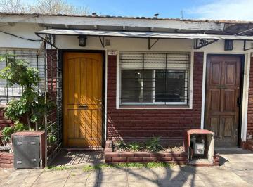 PH · 50m² · 2 Ambientes · PH Dos Ambientes, con Patio, en Venta. Ituzaingó Sur.