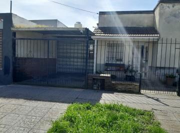 Casa de 5 ambientes, Mar del Plata · Venta: Propiedad en Block - Zona Rivadavia y T. Bronzini
