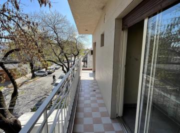 PH · 191m² · 5 Ambientes · Venta PH, 2 Unidades, 5 Amb. Posibilidad Terraza Propia. Gran Potencial! Monte Castro