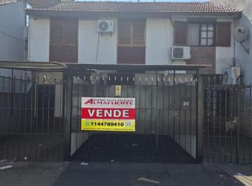 PH · 40m² · 3 Ambientes · 1 Cochera · Venta PH Al Frente C/garage