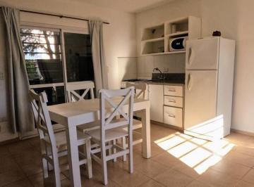 Departamento · 30m² · 2 Ambientes · Departamento 2 Ambientes en Venta a Una Cuadra del Mar.