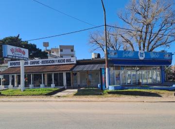 Local comercial · 358m² · Av 3