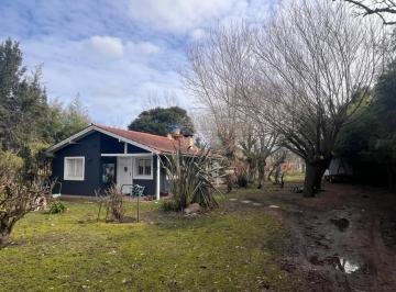 Casa · 2000m² · 3 Ambientes · Casa Venta - Calle 16 - Gral Madariaga