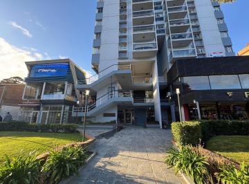 Local comercial · 54m² · Locales en Venta Jason y Robinson Crusoe
