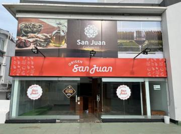Local comercial · 90m² · 2 Ambientes · Local en Alquiler Anual en Pinamar, Galeria Munchis
