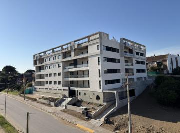 Departamento · 65m² · 3 Ambientes · 1 Cochera · 50% y 20 Cuotas Departamento 3 Ambientes en Venta a Estrenar Cochera Cubierta Permuta Financiacion C