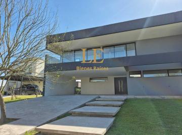 Casa · 369m² · 6 Ambientes · 6 Cocheras · Venta Casa en El Cantón a Laguna
