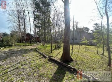 Casa · 52m² · 2 Ambientes · Hermosa Cabaña en El Bosque de Mar de Cobo - Lote 960 m²