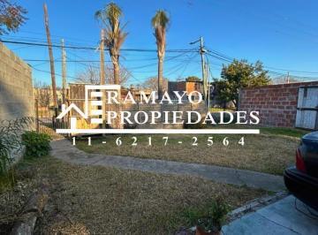 Casa · 40m² · 3 Ambientes · Casa 2 Habitaciones, Amplio Lote, Longchamps, Venta