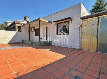 Casa de 4 ambientes, Morón · Venta Casa 4 Ambientes en Haedo Norte.