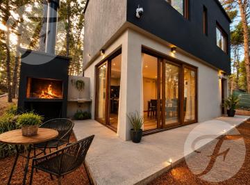 Casa · 85m² · 3 Ambientes · 1 Cochera · Casa en Mar de Las Pampas