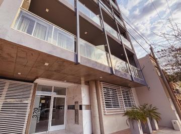Departamento · 52m² · 3 Ambientes · 1 Cochera · Departamento con Cochera y 2 Habitaciones en Umberto III