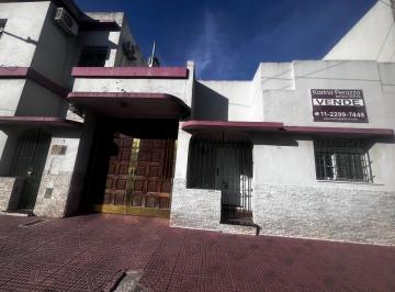 Casa de 3 ambientes, Avellaneda · Casa en Venta