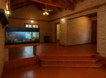 Casa · 161m² · 3 Ambientes · Casa en Venta Ranelagh con Cochera y Departamento Independiente