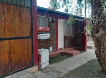 Casa de 5 ambientes, Godoy Cruz · Casa con 2 Dorm. y 182 m² en Venta Ubicada en Barrio Corredor Urbano 1 Godoy Cruz