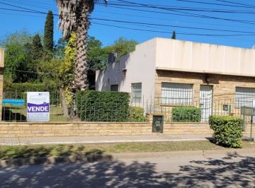 Casa de 10 ambientes, Lobos · Venta - Casa en Empalme, Lobos
