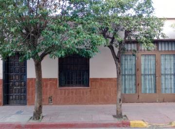 Casa de 6 ambientes, Córdoba · Venta Casa Barrio Guemes 2 Dorm.