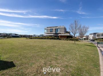 Terreno · 909m² · Terreno Lote en Venta en Virazón, Nordelta, Tigre
