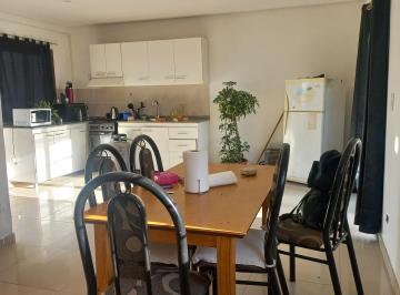 Casa de 3 ambientes, Maipú · Casa con Jardín de 200 m² y 2 Dorm. en Venta en Gutiérrez Maipú