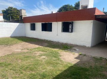 Casa de 5 ambientes, Córdoba · Venta Casa - Apto Crédito - 3 Dorm - Gran Patio!