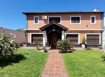 Casa de 7 ambientes, Morón · Excelente Chalet de 7 Ambientes Sobre Lote de 600 m² en Haedo Chico.