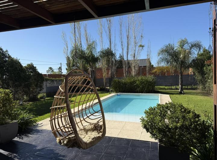 Casa · 90m² · 3 Ambientes · 1 Cochera