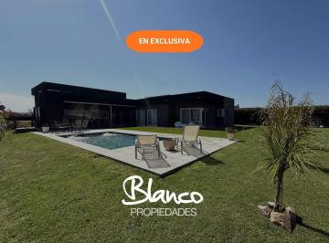 Casa · 253m² · 5 Ambientes · 1 Cochera · Casa en Venta en Haras Santa Maria, Escobar, G. B. a. Zona Norte